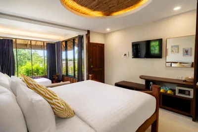 Bamboo Triple Bungalow — Chunut House Resort